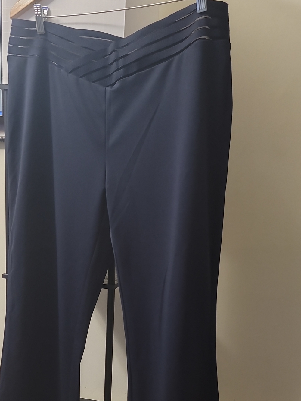 NWOT V-Waist Pull-On Trousers in Blue